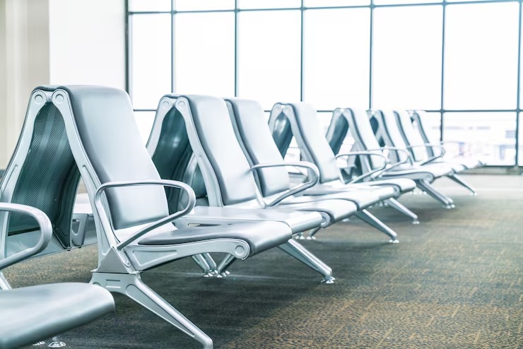 Mobiliario para aeropuertos soluciones resistentes y a medida